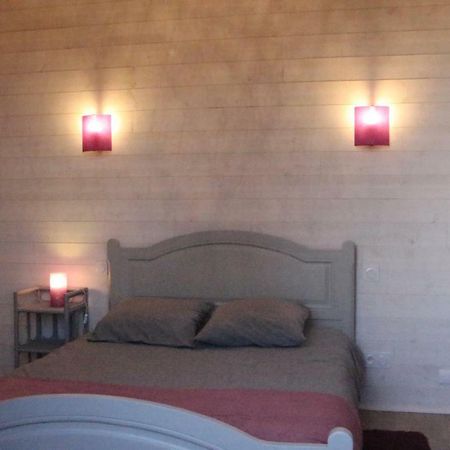 Chambres Aux Bonnes Herbes Bais  Экстерьер фото
